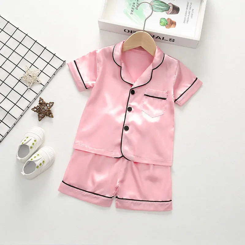 Baby's short sleeve satin pyjamas set