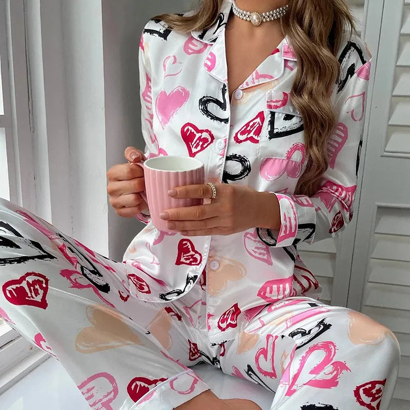 Heart print satin pyjamas set for elegant women
