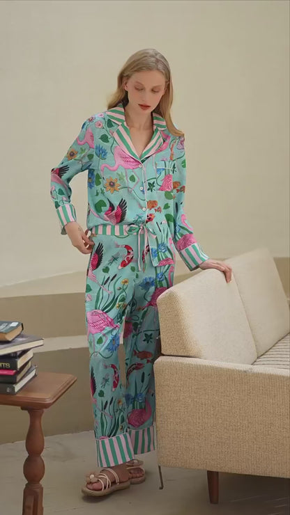 Cozy flamingo pyjamas with long sleeves for women